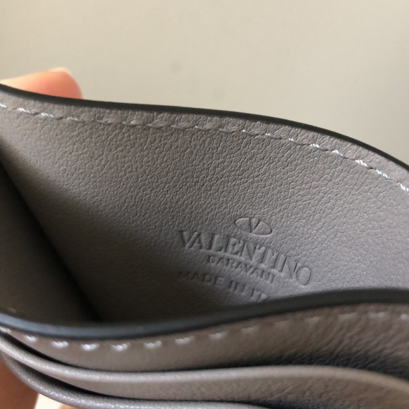 NIB VALENTINO GARAVANI Vlogo Card Holder - Picture 10 of 12